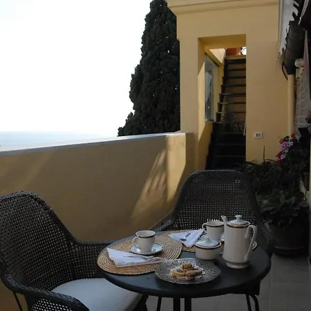 A Roof Between The Sky And The Sea Διαμέρισμα *